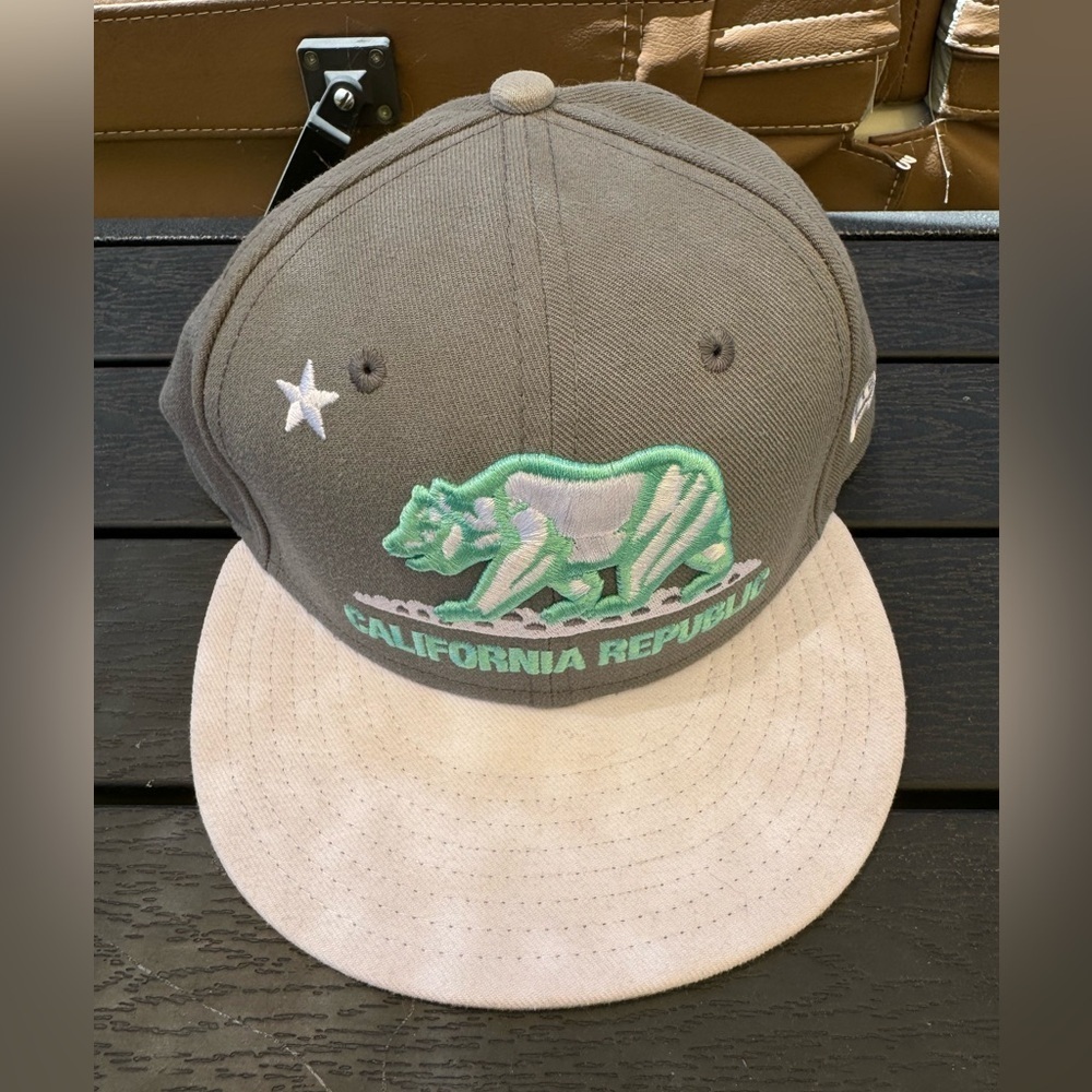 New Era 59Fifty California Republic Adjustable Snapback‎ Hat